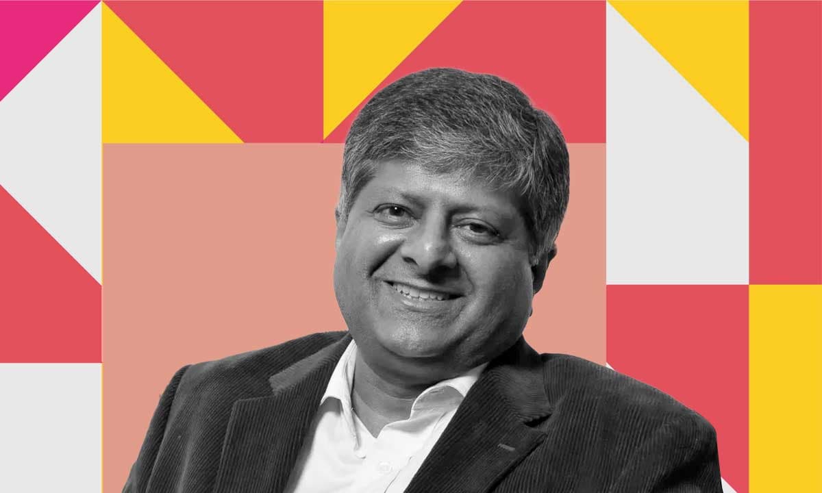 Shashi Sinha Launches OMARK Media Solutions